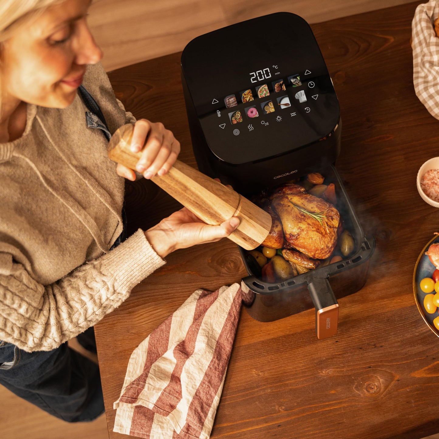 Cecotec Cecofry & Grill Smokin’ 4500 – Air Fryer 4,5L 1900W avec Grill & Fumoir